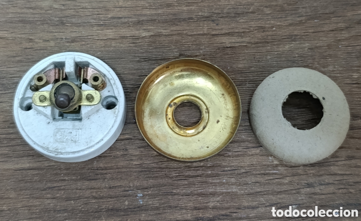 Antig&uuml;edades: ANTIGUO INTERRUPTOR, LLAVE DE LUZ, DE PORCELANA Y LAT&Oacute;N. FUNCIONA - Foto 4