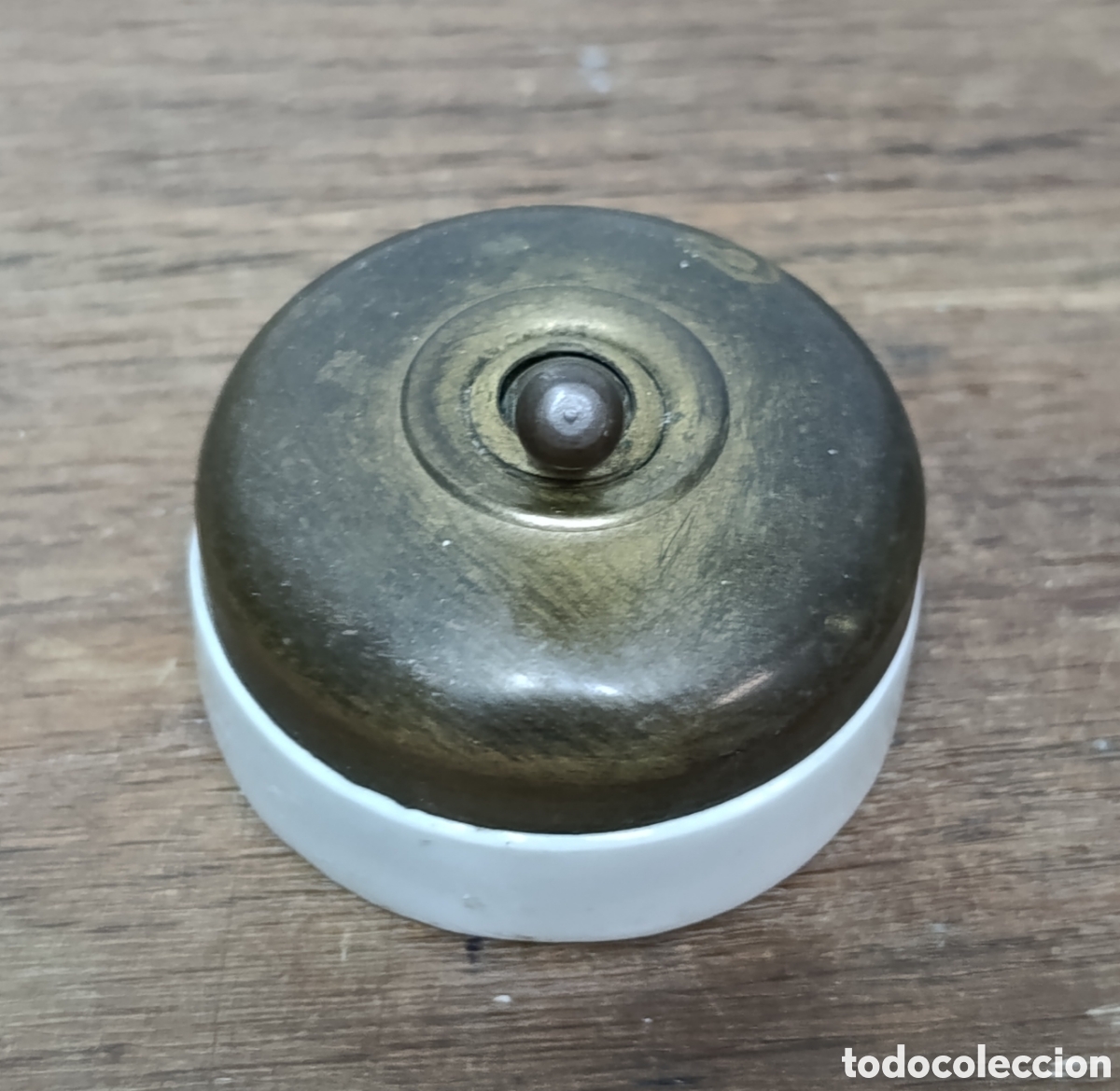 Antig&uuml;edades: ANTIGUO INTERRUPTOR, LLAVE DE LUZ, DE PORCELANA Y LAT&Oacute;N. FUNCIONA