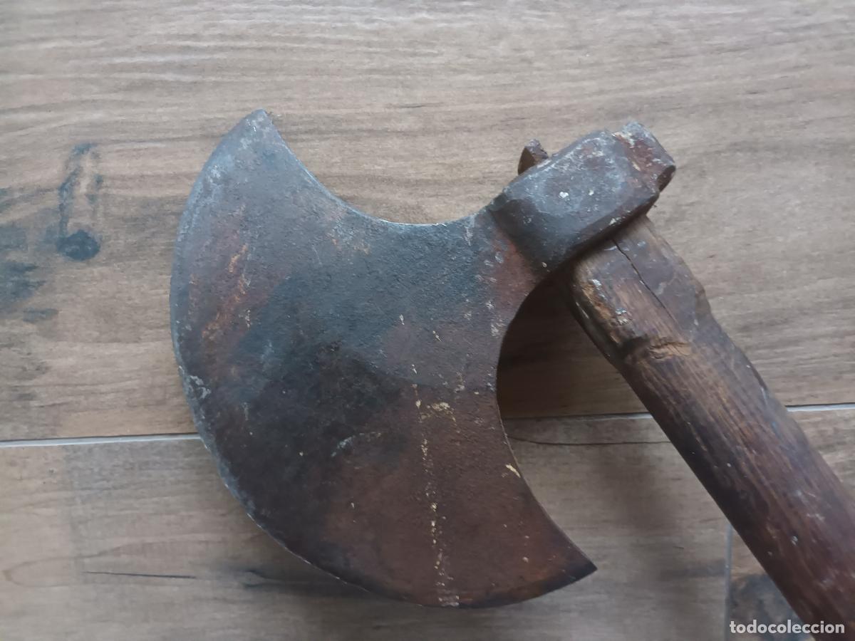 Antig&uuml;edades: HACHA HIERRO FORJA. TIPO MEDIEVAL - Foto 3