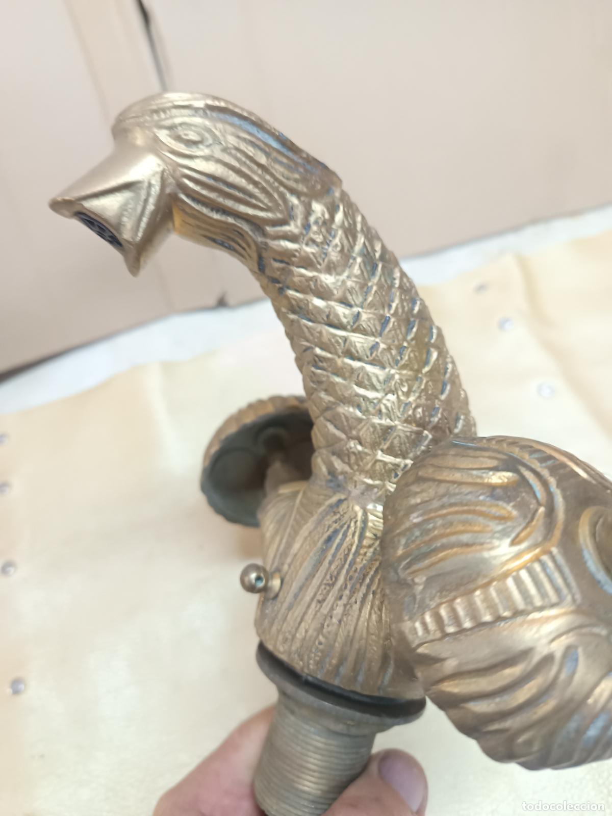 Antig&uuml;edades: ANTIGUO GRIFO DE BRONCE CON FORMA DE AGUILA, AVE. - Foto 3