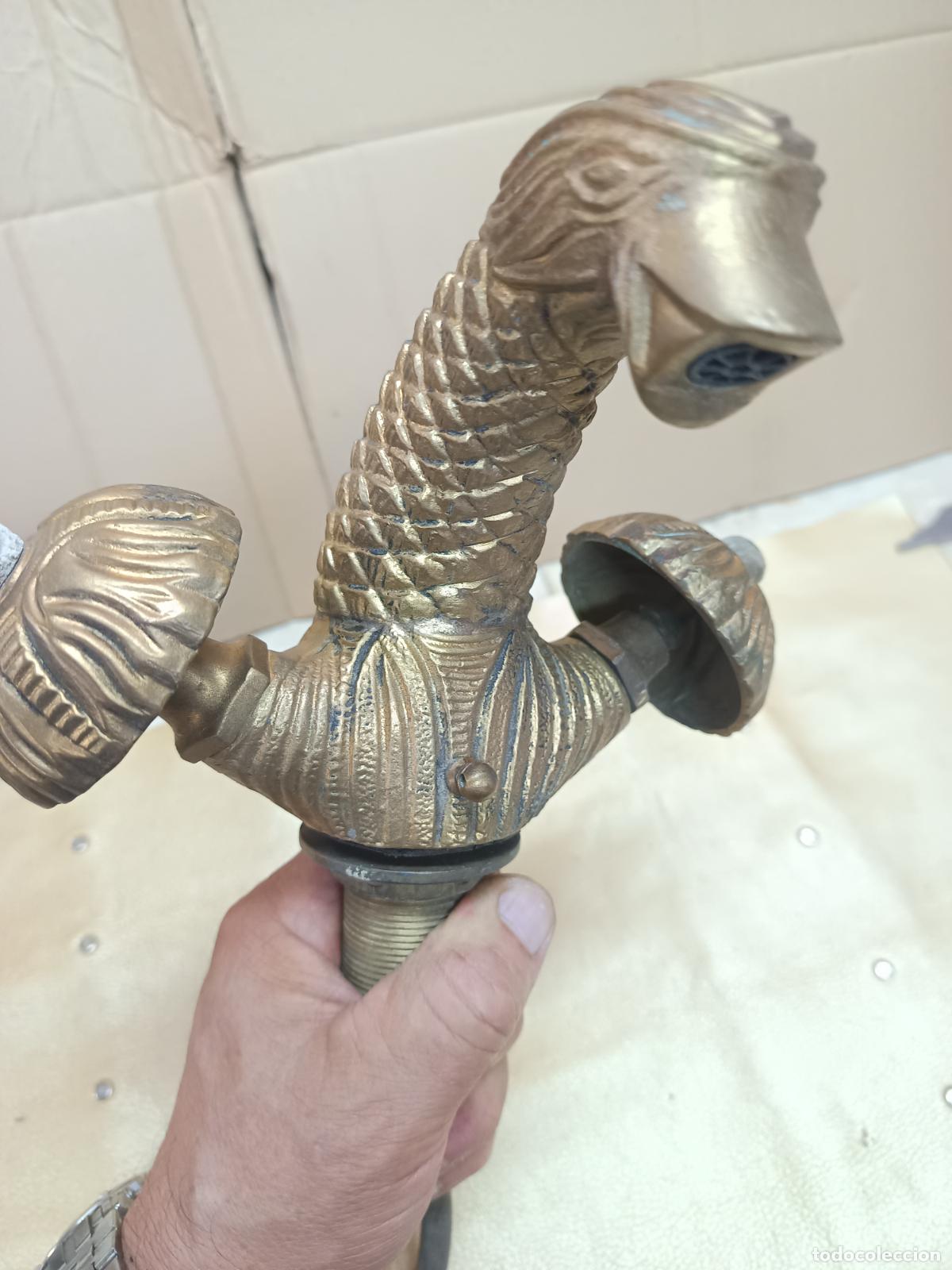Antig&uuml;edades: ANTIGUO GRIFO DE BRONCE CON FORMA DE AGUILA, AVE. - Foto 8