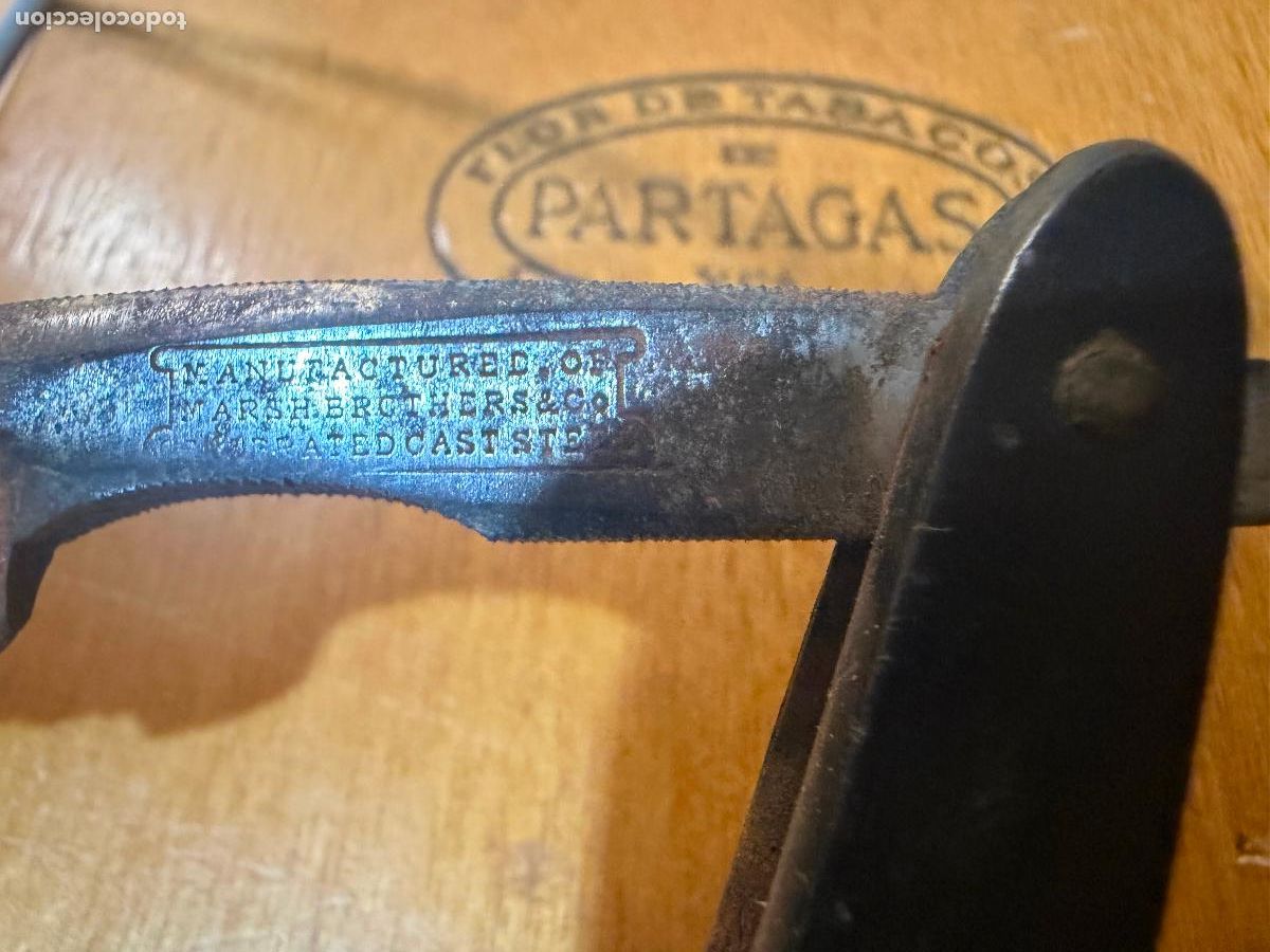 Antig&uuml;edades: Funda y navajas de afeitar - Foto 3