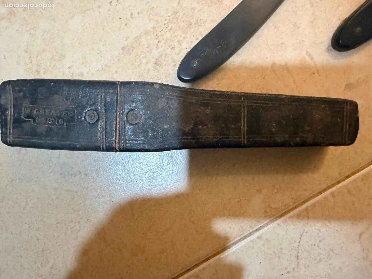 Antig&uuml;edades: Funda y navajas de afeitar