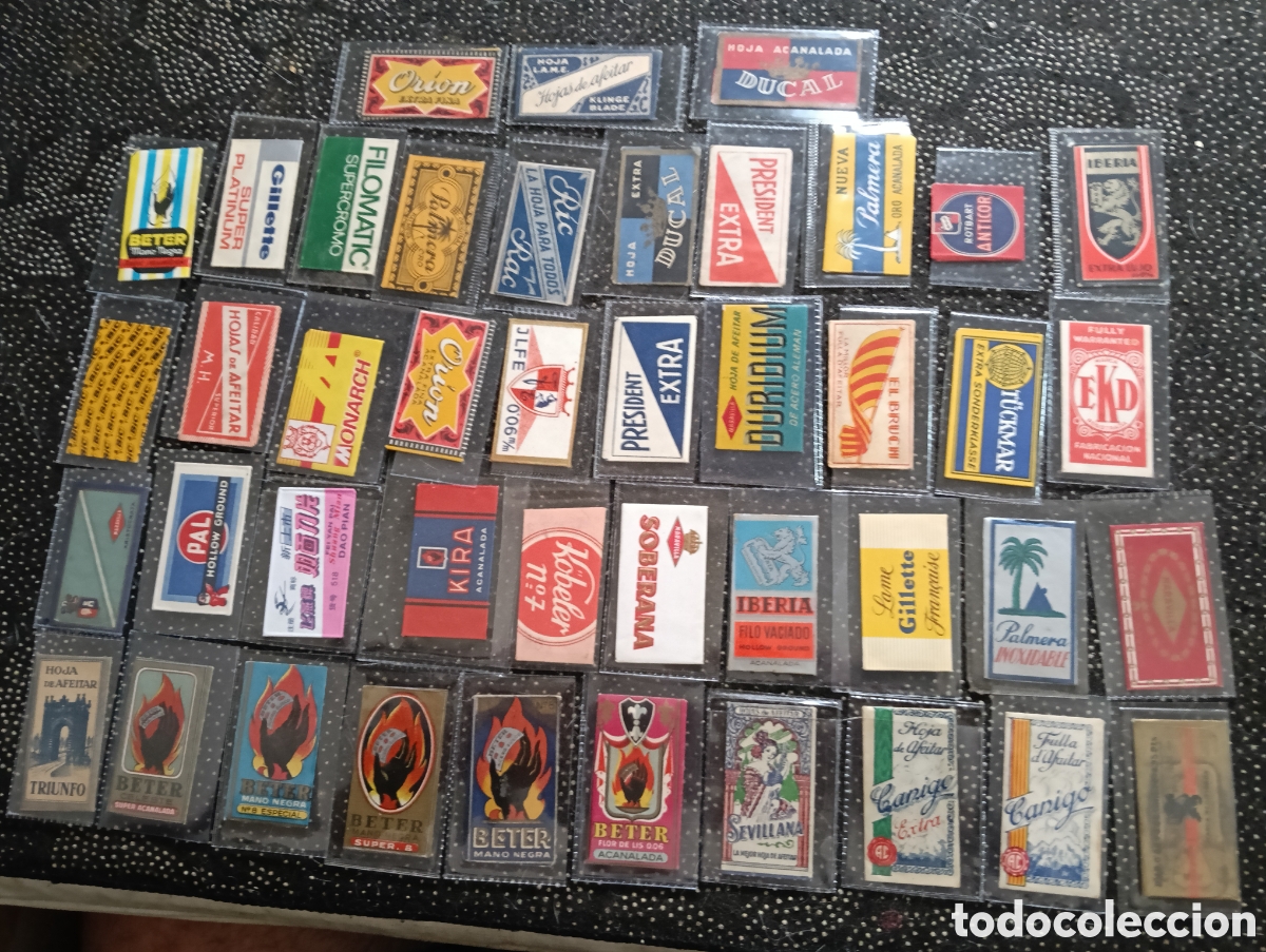 Antig&uuml;edades: Lote de 43 hojas de afeitar antiguas y diferentes y raras, todas con su funda original