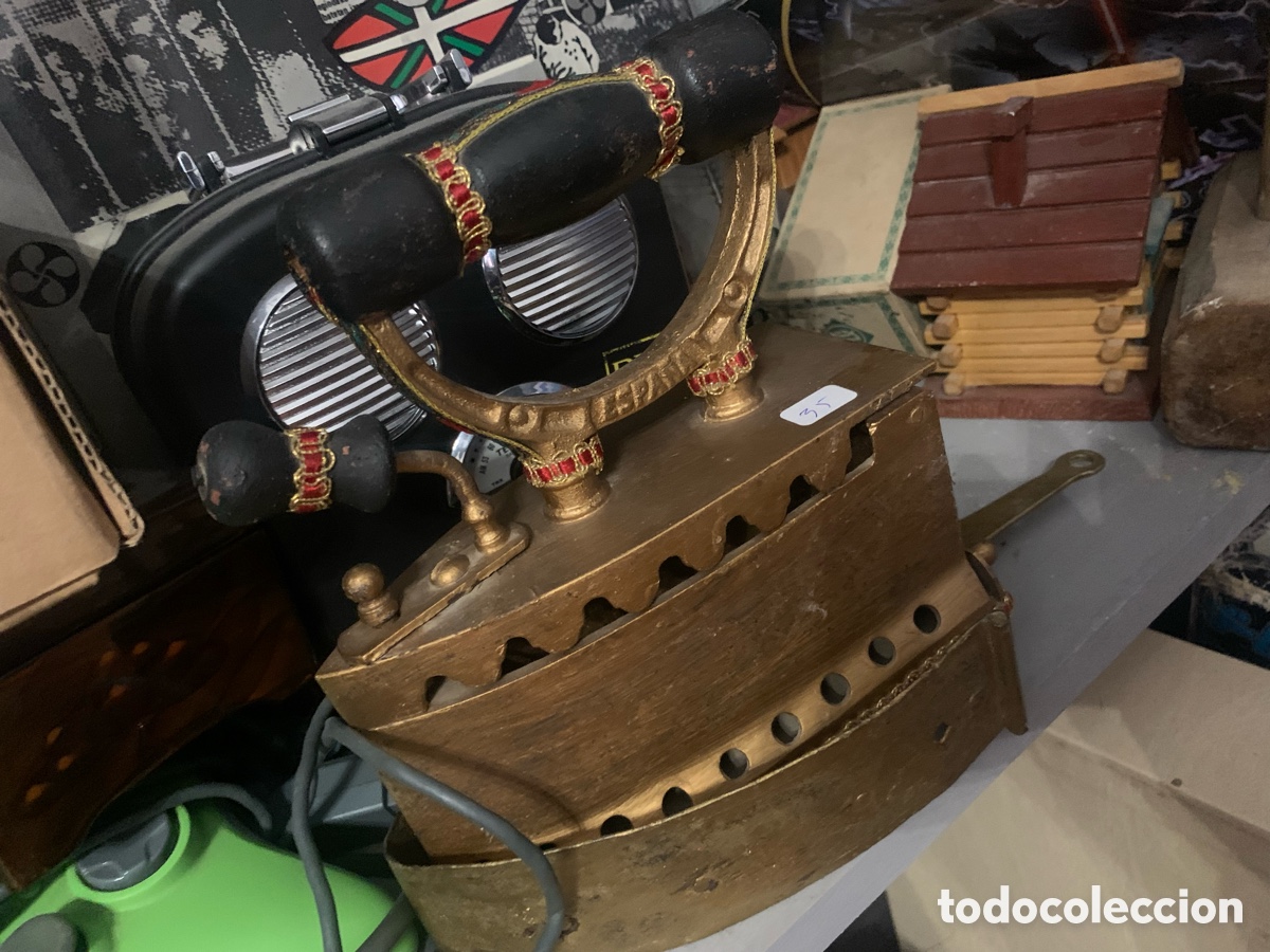 Antig&uuml;edades: Plancha Espa&ntilde;a uc original con salva planchas