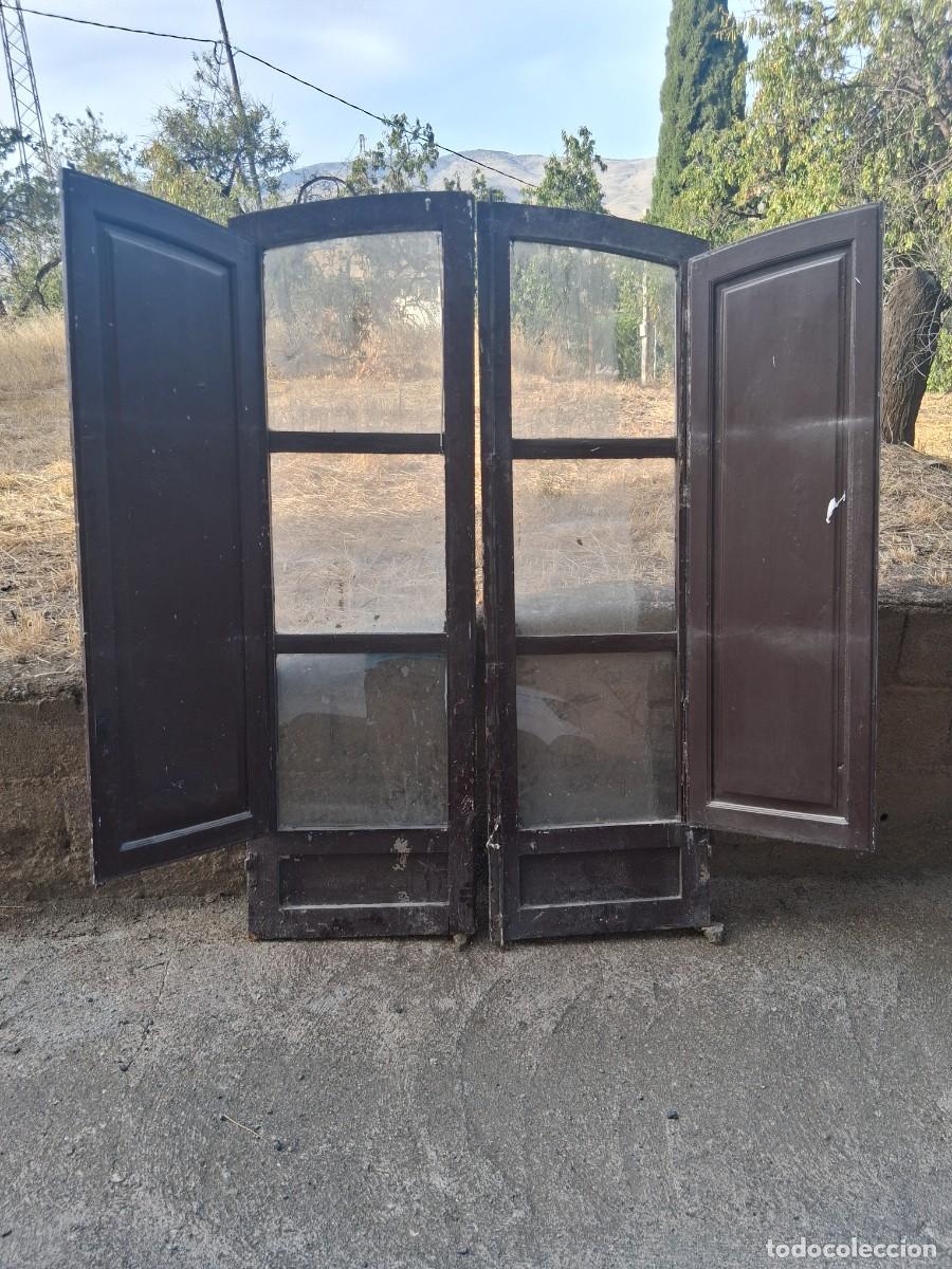 Antig&uuml;edades: Ventana grande antigua de madera estructura de medio punto