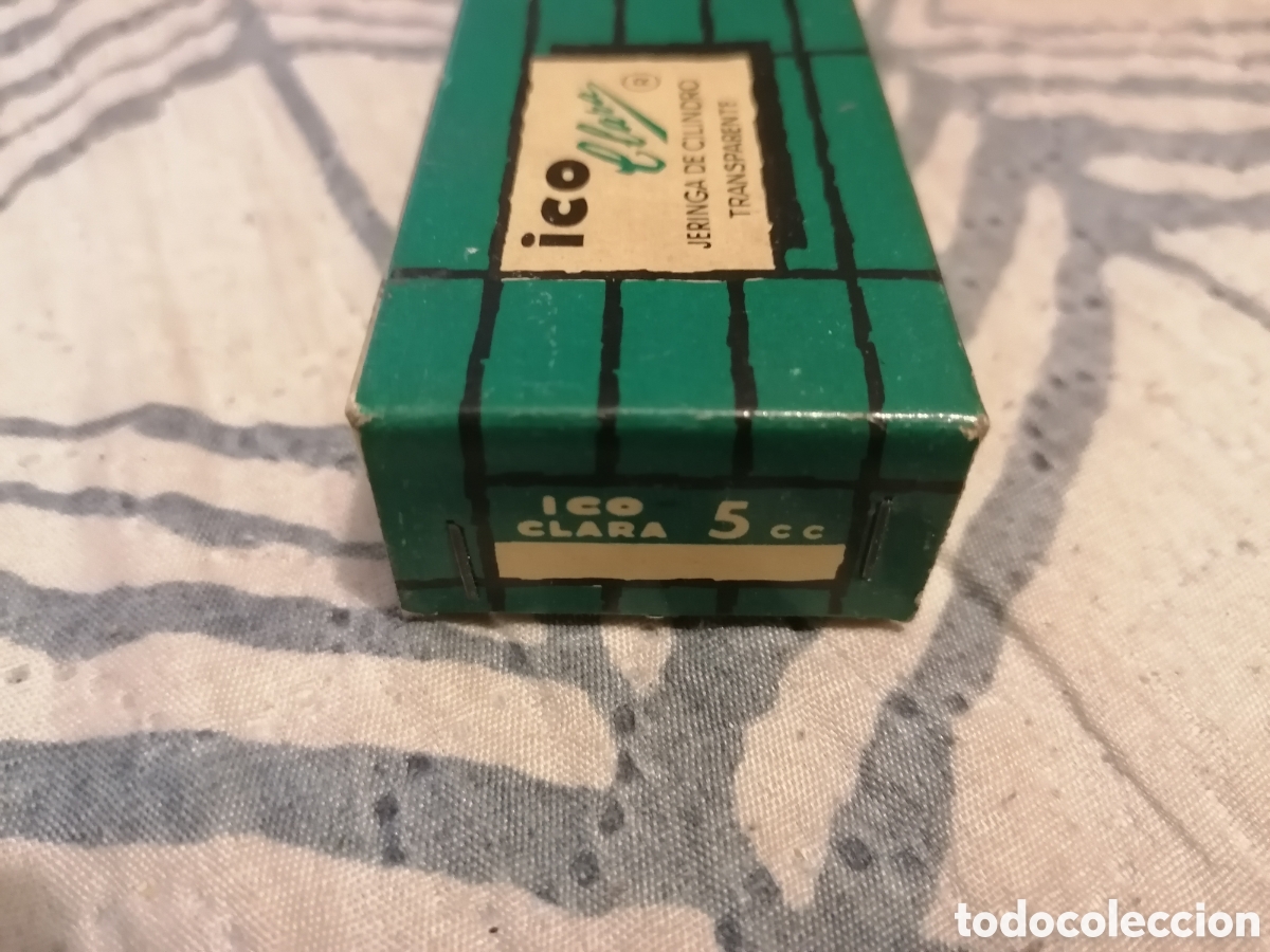 Antig&uuml;edades: Jeringa de cilindro ICO Clara 5cc - Foto 3