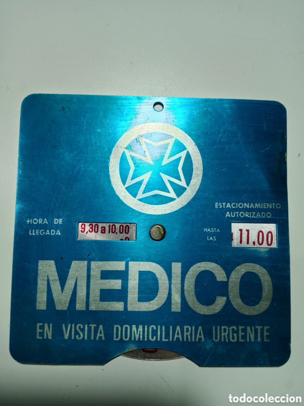 Antig&uuml;edades: Antigua placa Aldo Veh&iacute;culo M&eacute;dico en visita domiciliaria