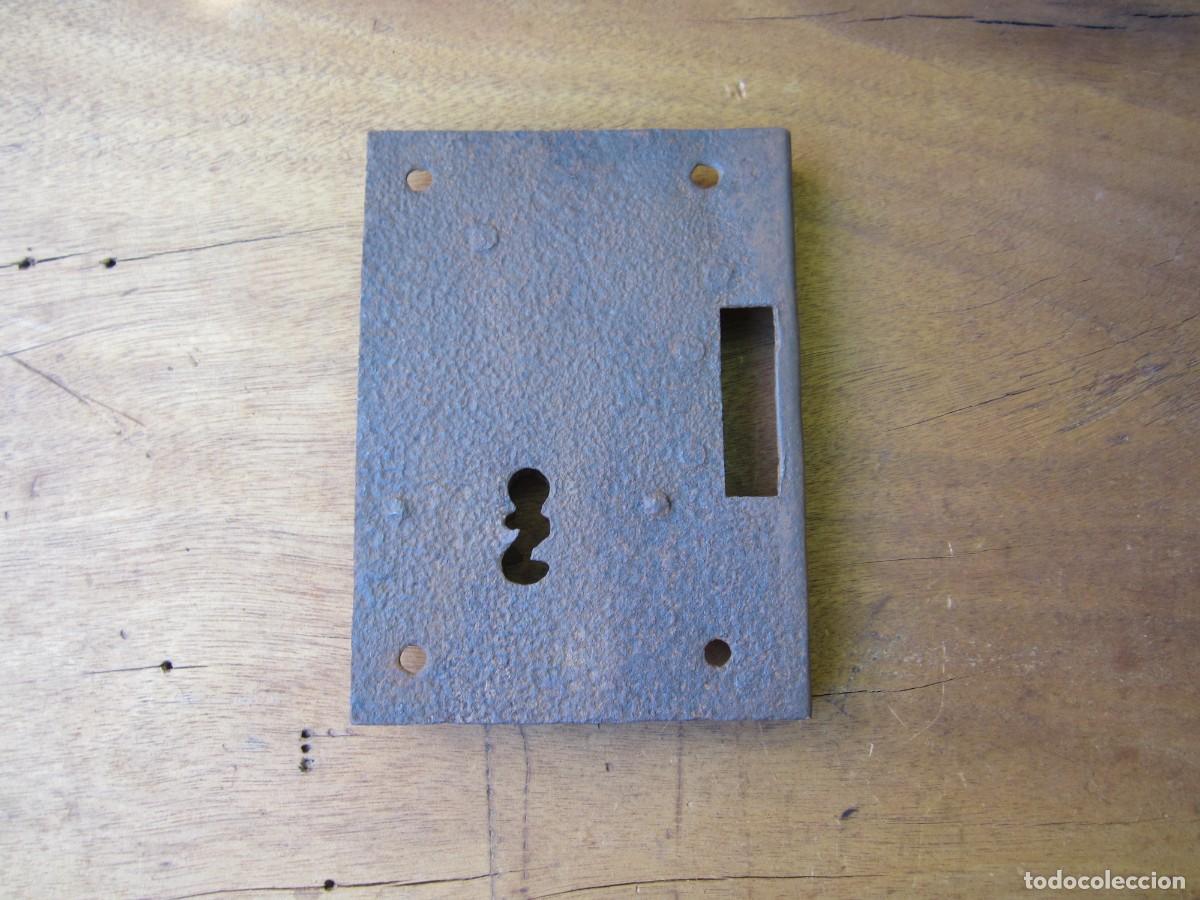 Antig&uuml;edades: Cerradura antigua hierro forjado, grande 16.5 cm.