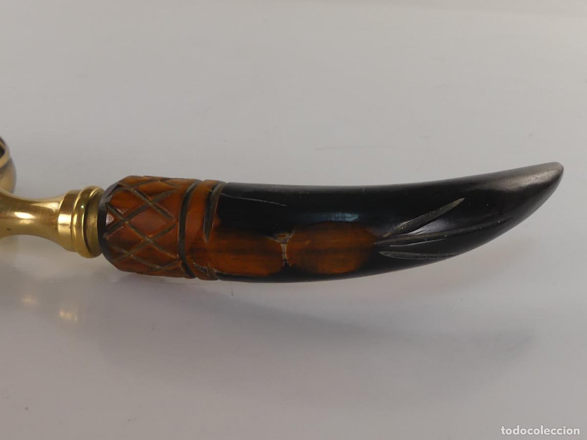 Antig&uuml;edades: BONITA LUPA MANGO DE MADERA - Foto 3
