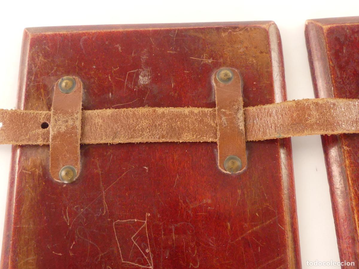 Antig&uuml;edades: FUNDA DE MADERA Y CUERO - Foto 7
