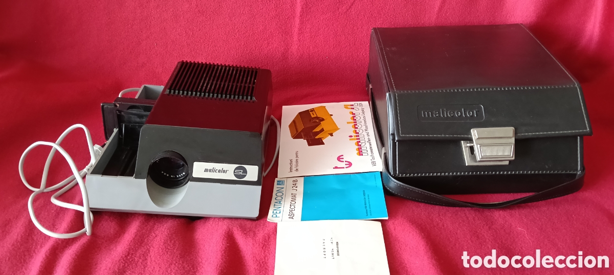 Antig&uuml;edades: Vintage Malicolor SL 35mm Slide Projector with Original Case & Manuals &ndash; East German (VEB) Design
