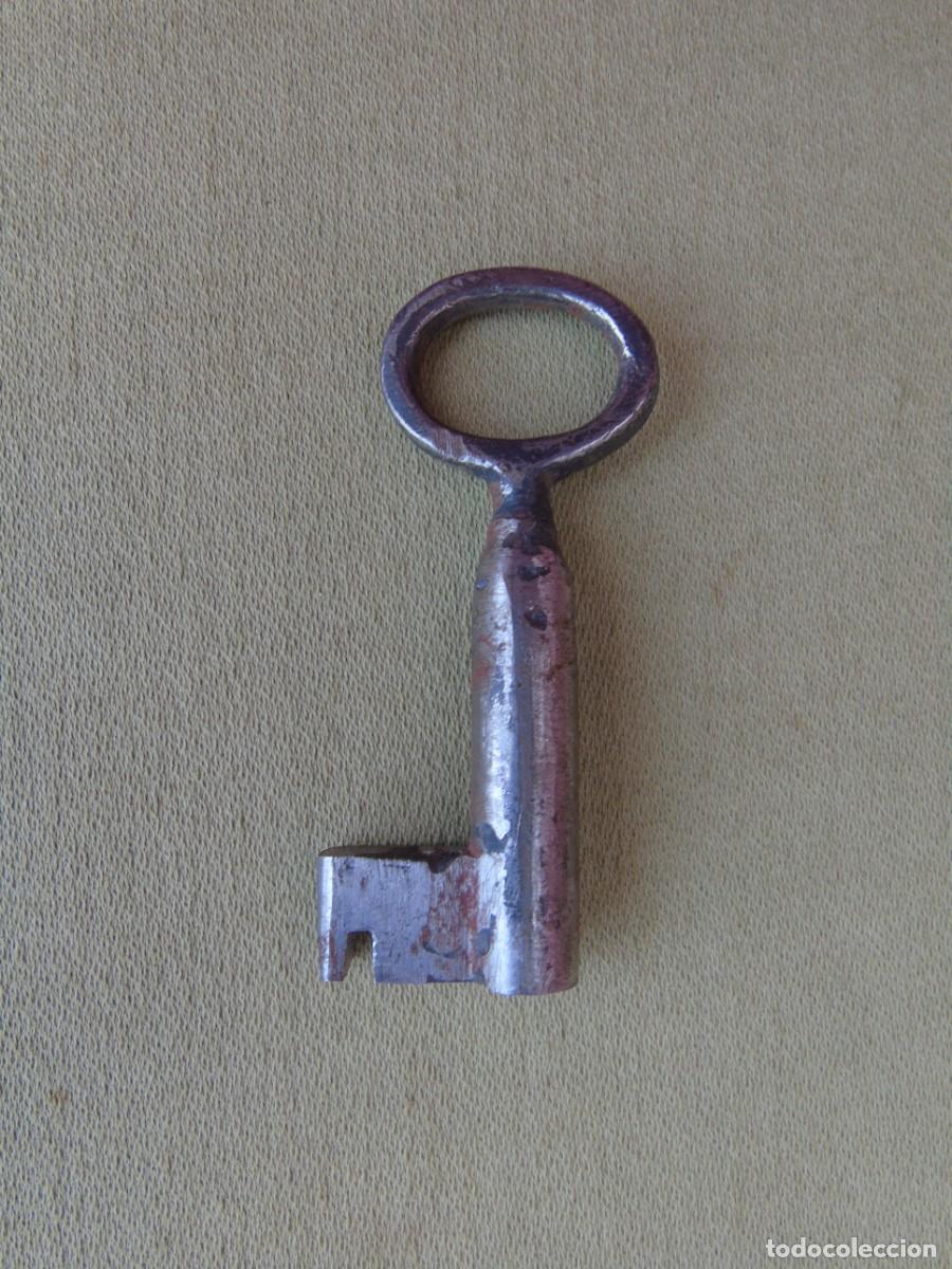 Antig&uuml;edades: ANTIGUA LLAVE HIERRO 6,5CM LARGO. - Foto 3