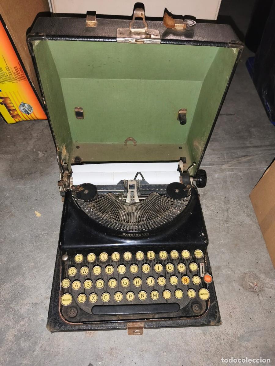 Antig&uuml;edades: M&aacute;quina de escribir port&aacute;til Remington a&ntilde;o 1923 con estuche r&iacute;gido original