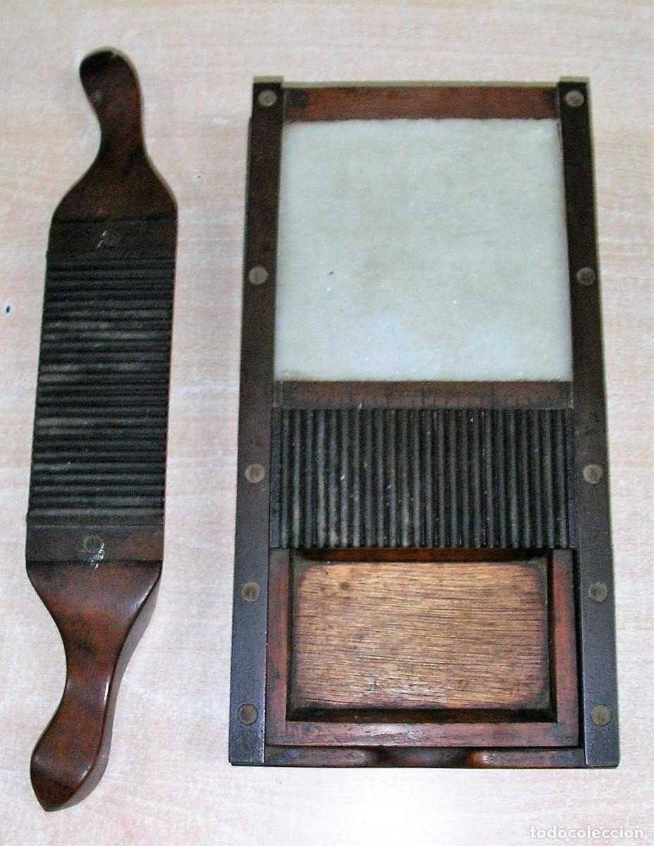 Antiques: pildorero de farmacia