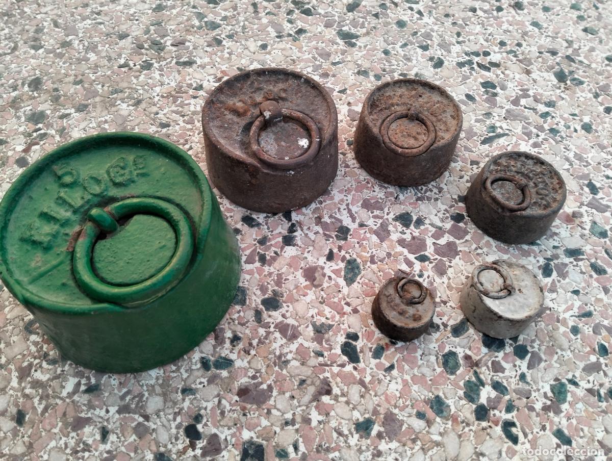 Antiquit&auml;ten: Lote pesas medidas de peso de hierro kilogramos quilos para balanza o b&aacute;scula a&ntilde;os 30- 40