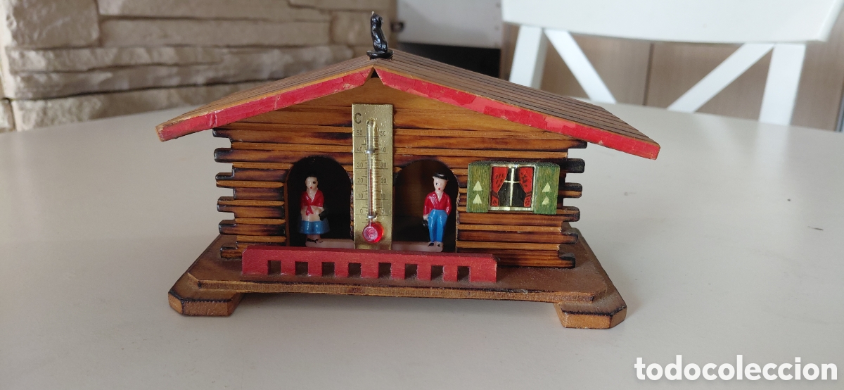 Antig&uuml;edades: Casita meteorol&oacute;gica vintage de madera con term&oacute;metro
