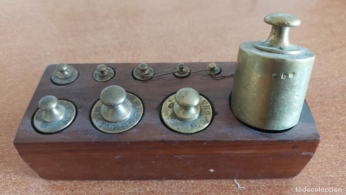 Antig&uuml;edades: Antiguo juego de pesas de balanza - Foto 2
