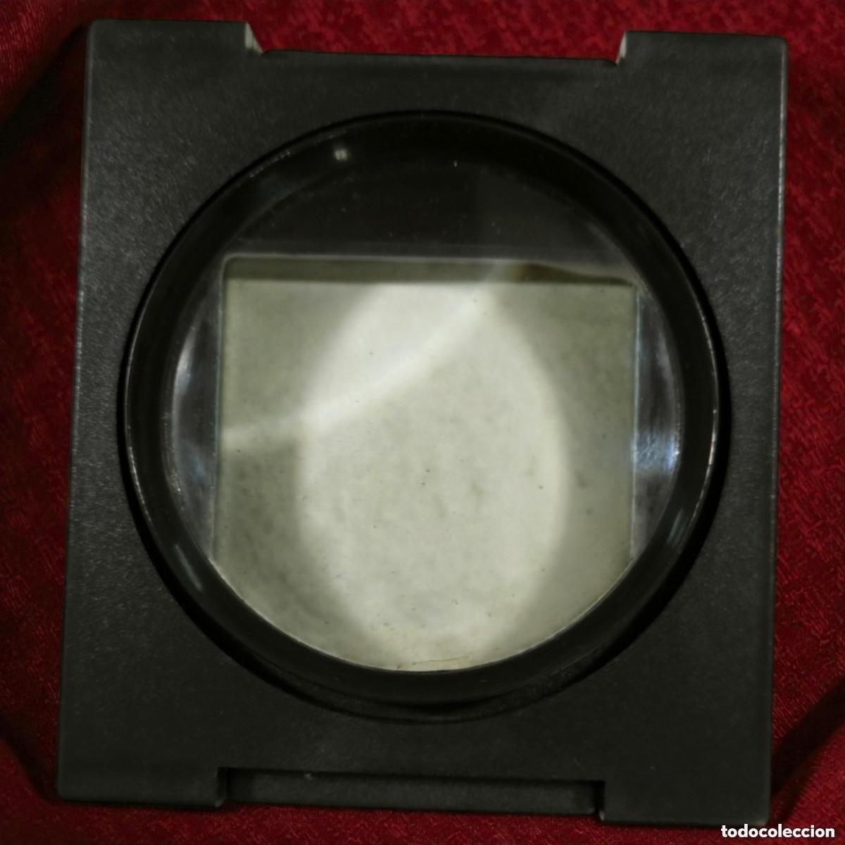 Antiguidades: Lupa Plegable Con Marco Negro &ndash; Visor De Aumento Compacto