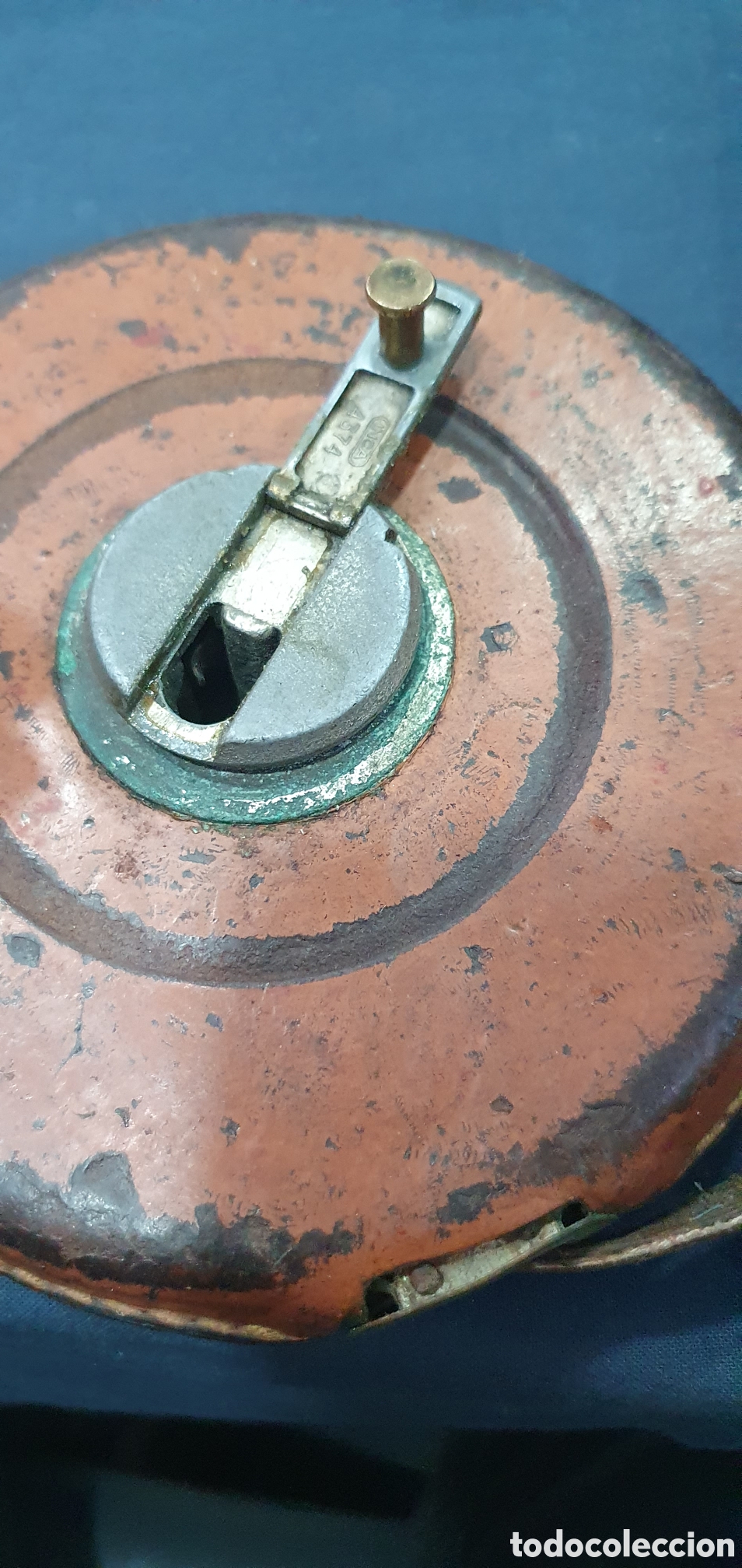 Antig&uuml;edades: Cinta de medir antigua. 5m. (L138) - Foto 2