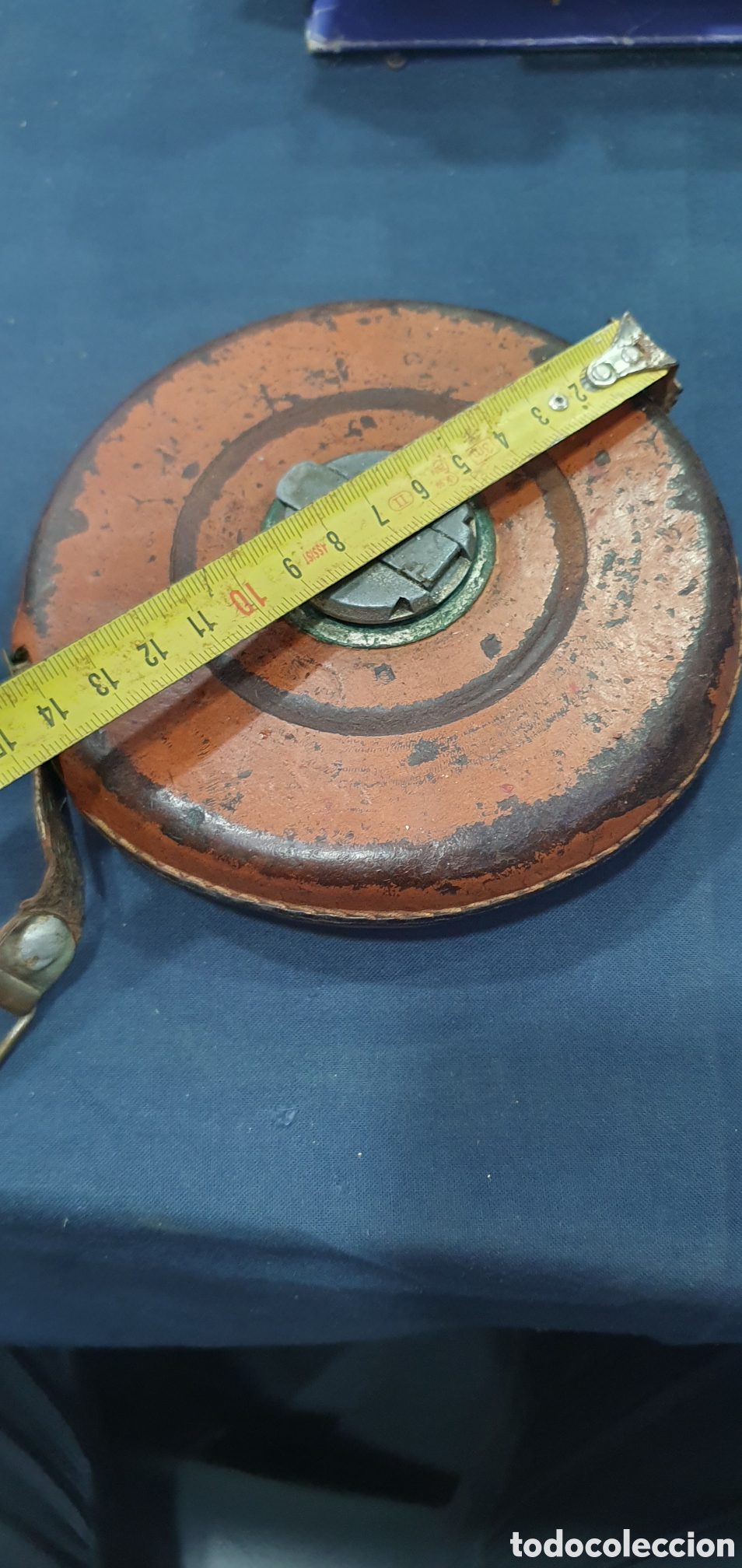 Antig&uuml;edades: Cinta de medir antigua. 5m. (L138) - Foto 3