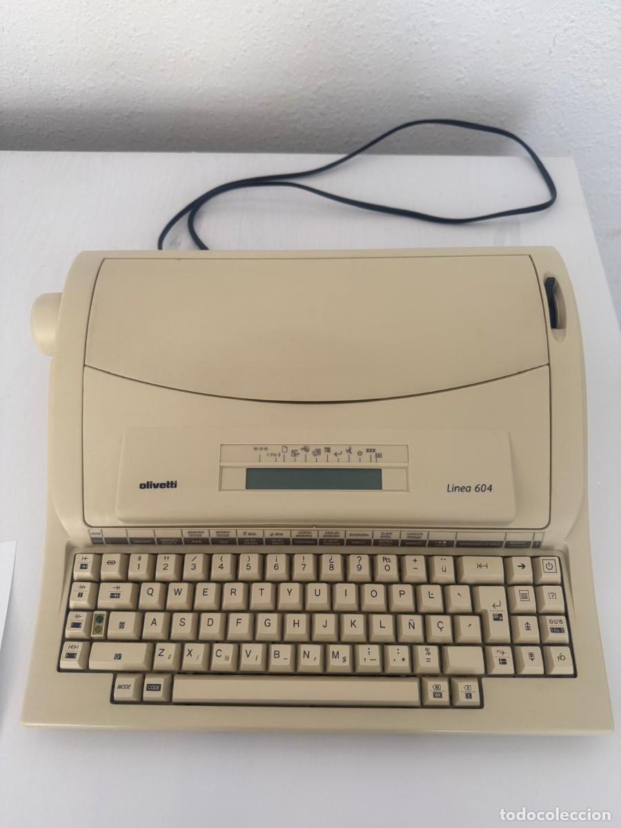 Antig&uuml;edades: Maquina de escribir el&eacute;ctrica Olivetti L&iacute;nea 604