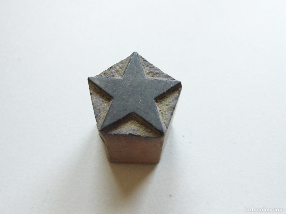 Antig&uuml;edades: TIPO DE IMPRENTA CON EL DISE&Ntilde;O DE UNA ESTRELLA DE 5 PUNTAS TALLADA EN MADERA SELLO O TAMP&Oacute;N DE TINTA