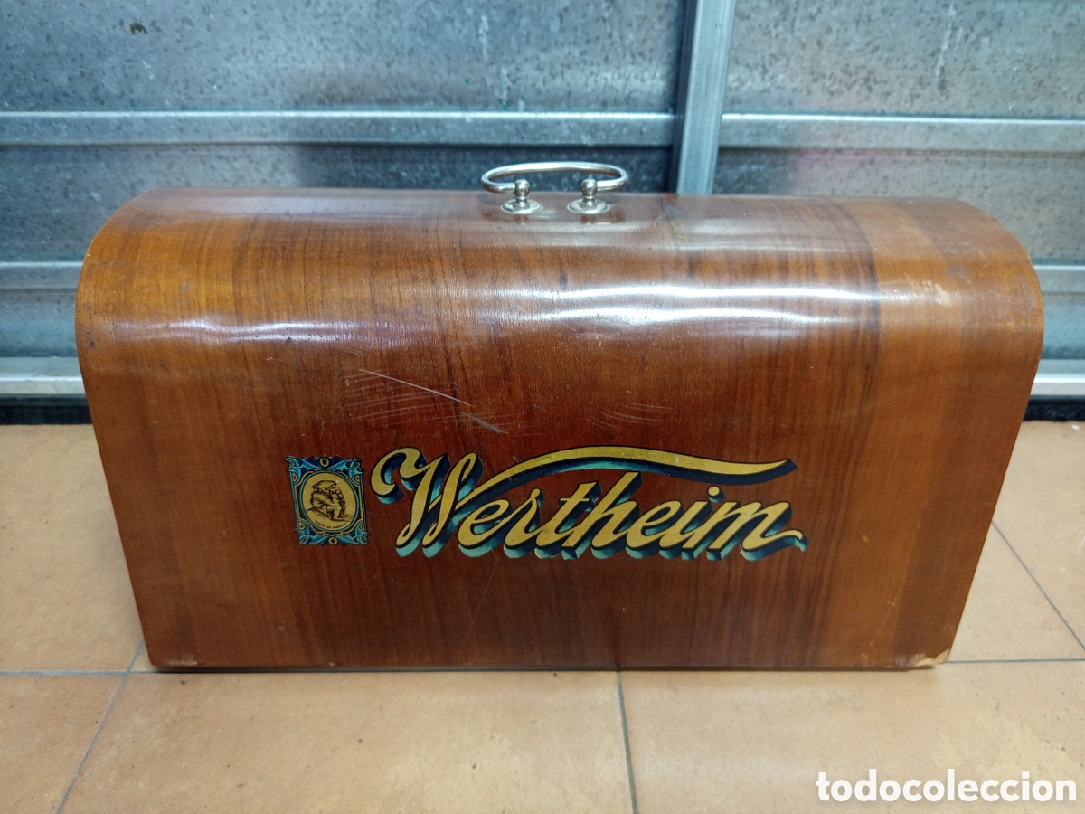Antig&uuml;edades: Tapa M&aacute;quina Coser Wertheim Madera