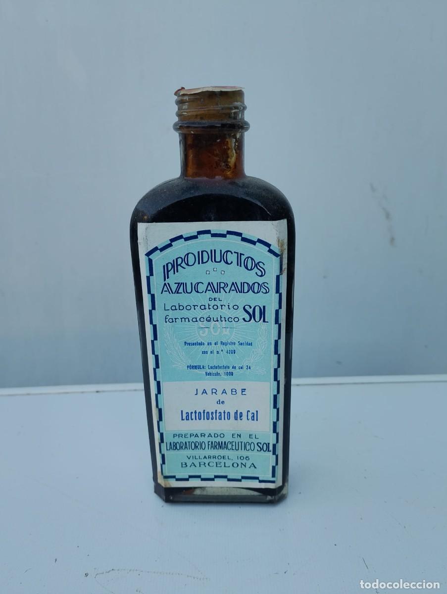 Antig&uuml;edades: Jarabe de Lactofosfato de Cal. Barcelona. Botella procedente de almac&eacute;n de farmacia antigua