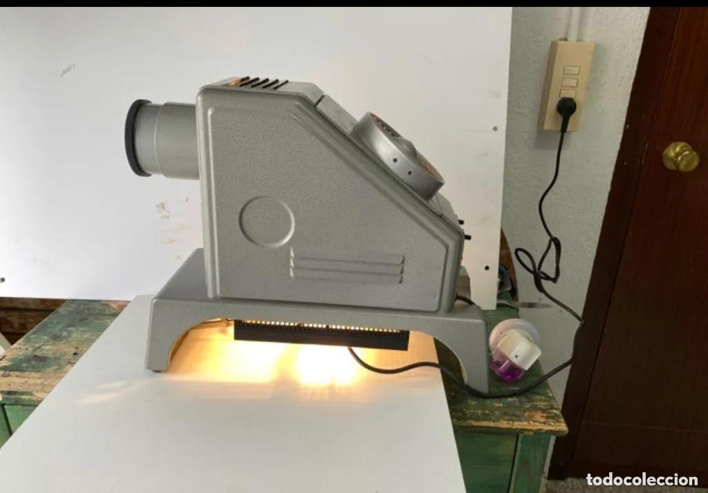 Antiques: PROYECTOR ANTIGUO ENOSA