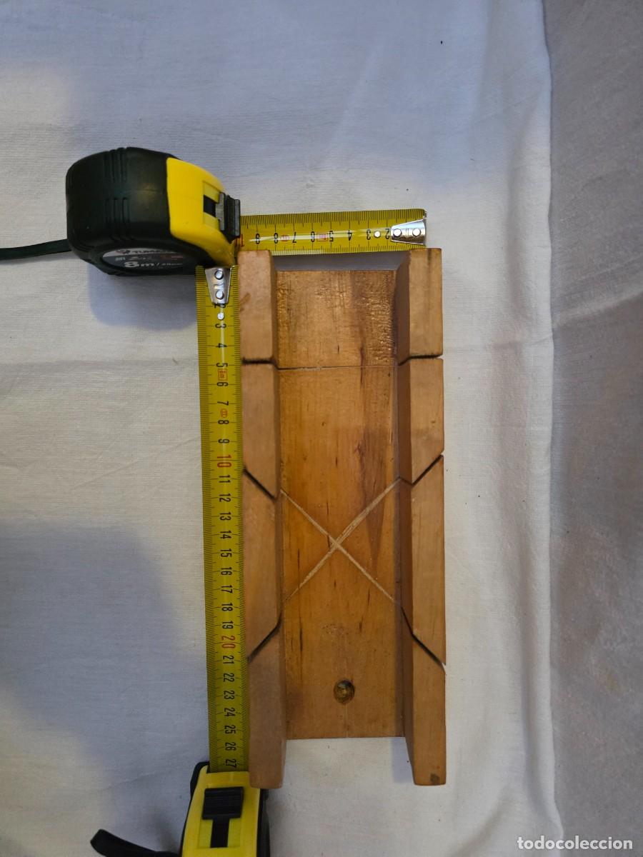 Antig&uuml;edades: Caja de ingletear de madera para corte angular en carpinter&iacute;a - Foto 5