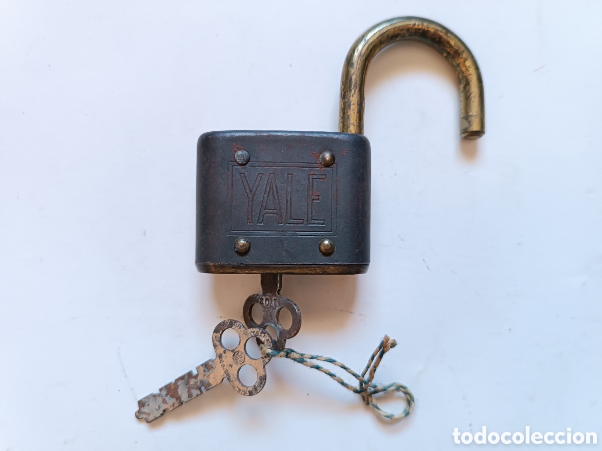 Antig&uuml;edades: Antiguo CANDADO Yale - Con dos llaves - FUNCIONA - Foto 1