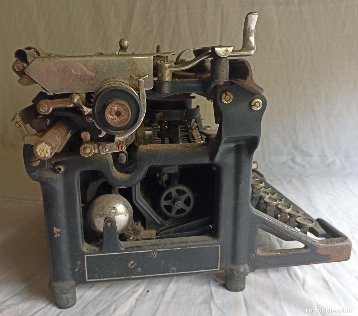 Antig&uuml;edades: M&aacute;quina de escribir Underwood - Foto 6