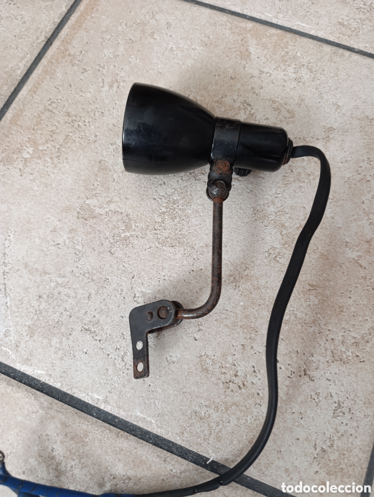 Antig&uuml;edades: Lampara de maquina de coser Singer
