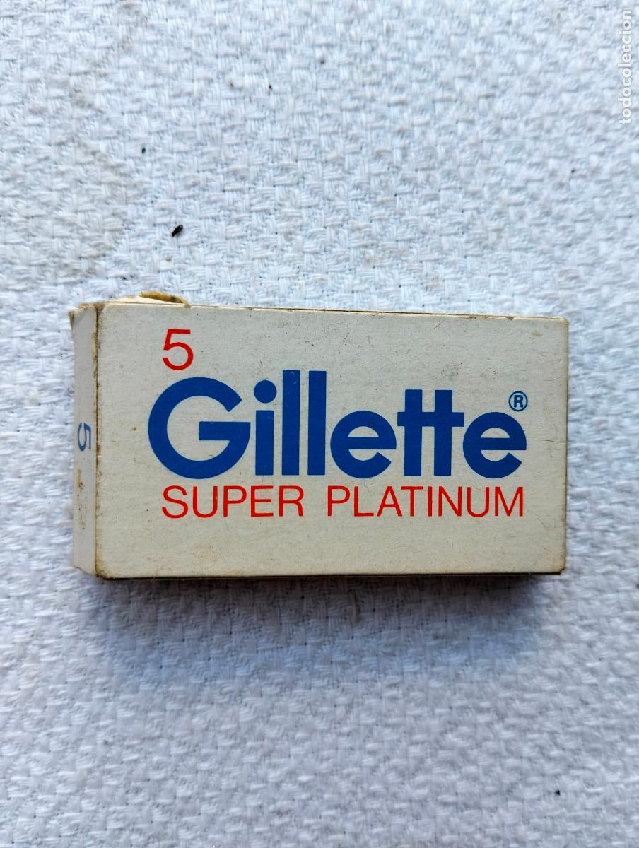 Antig&uuml;edades: Caja de hojas de afeitar antiguas Gillette super platinum