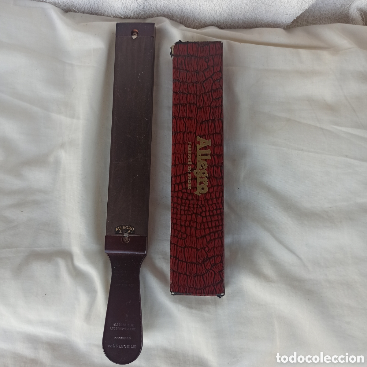 Antig&uuml;edades: afilador de navajas de afeitar vintage marca Allegro SUIZA (Modelo Flexible)