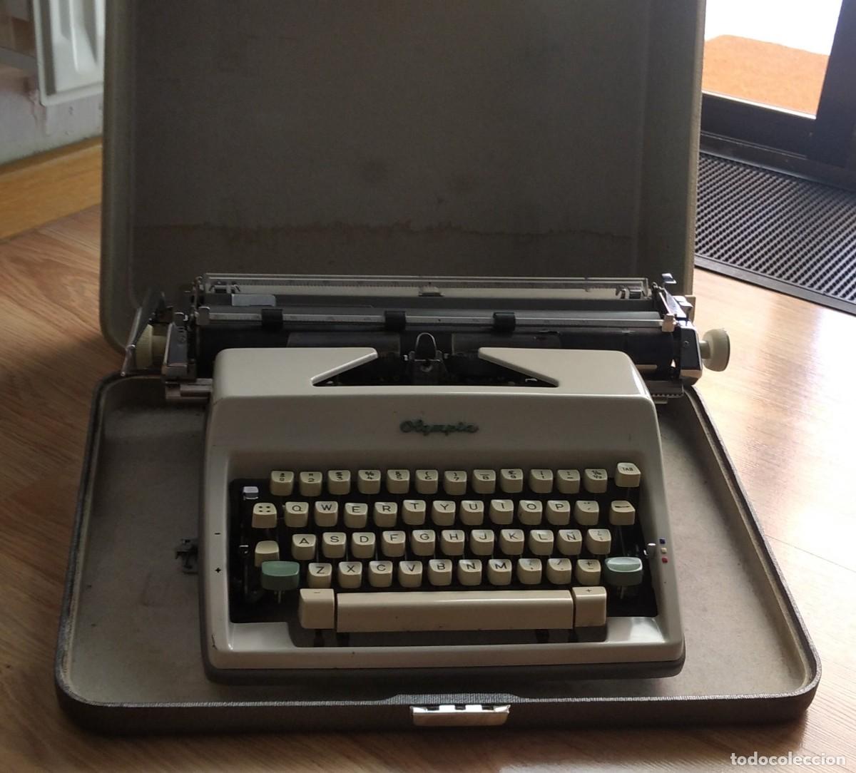 Antiques: Maquina de escribir Olympia En condiciones aceptables