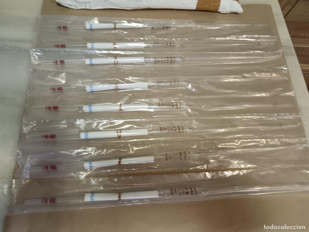 Antig&uuml;edades: LOTE DE UTENSILIOS DE LABORATORIO. PIPETAS - Foto 3