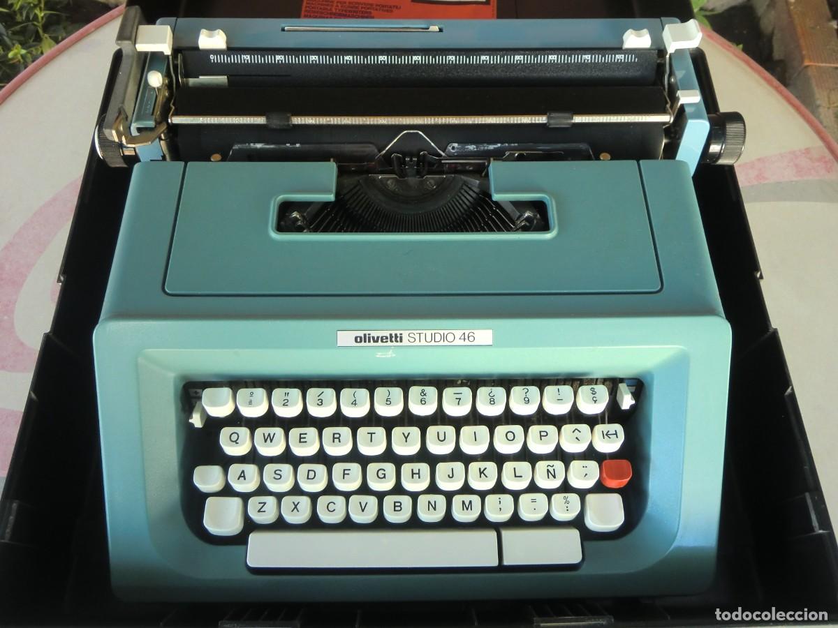 Antig&uuml;edades: M&aacute;quina de escribir antigua OLIVETTI STUDIO 46 con malet&iacute;n