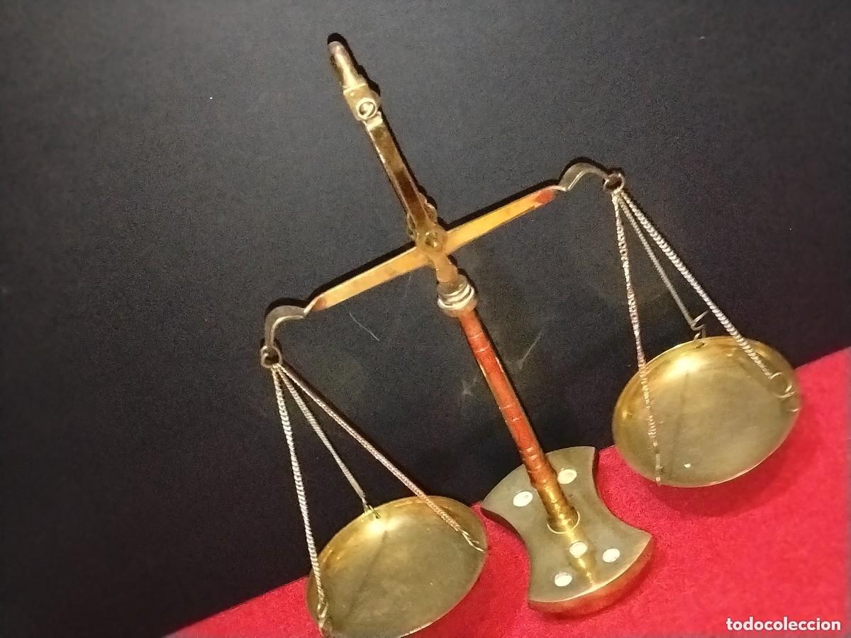 Antig&uuml;edades: ANTIGUA BALANZA DE CRUZ EN LAT&Oacute;N - Foto 2