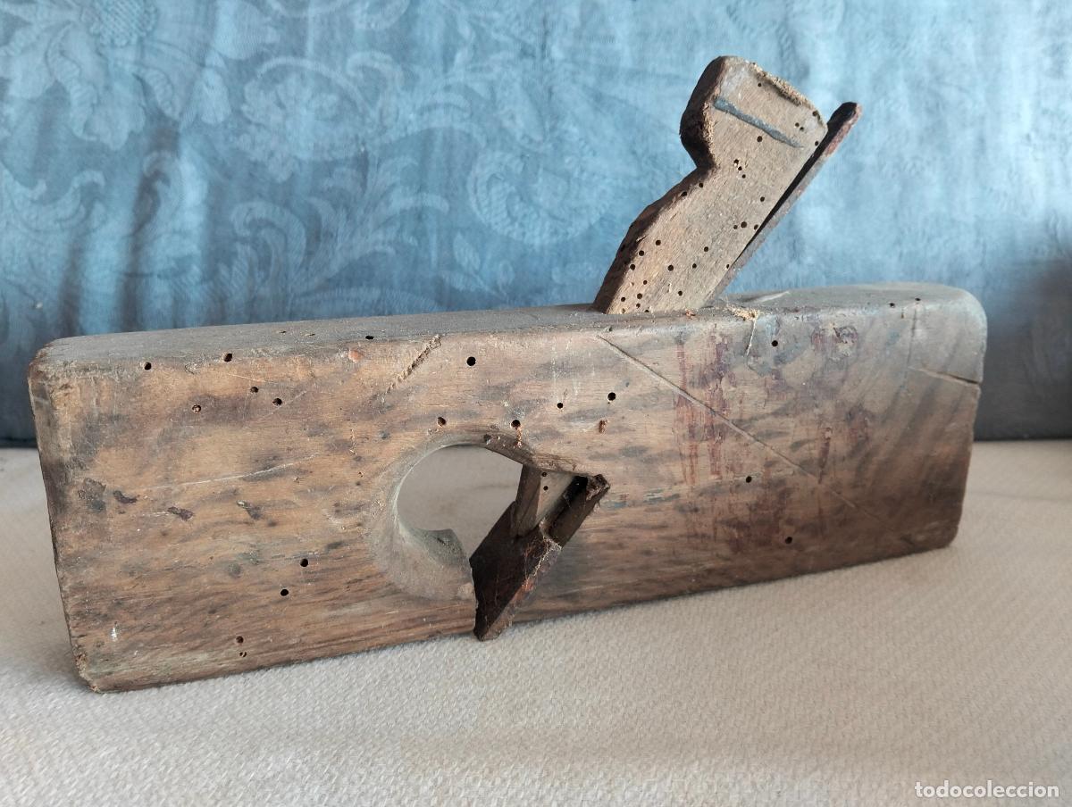 Antig&uuml;edades: Cepillo antiguo de carpintero con cuchilla para mesa de carpintero de los a&ntilde;os 50