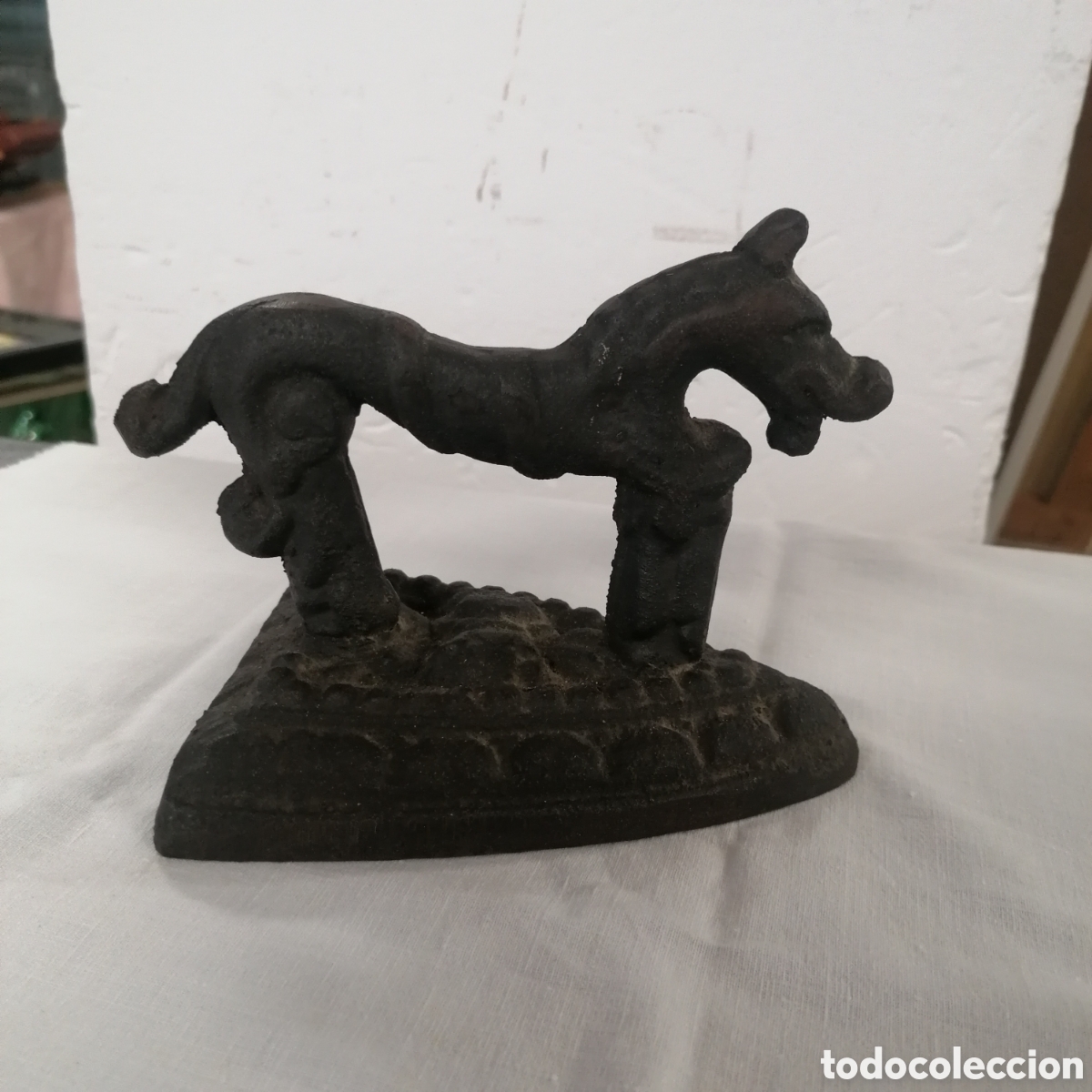 Antig&uuml;edades: 2 planchas zoomorfas - Foto 2