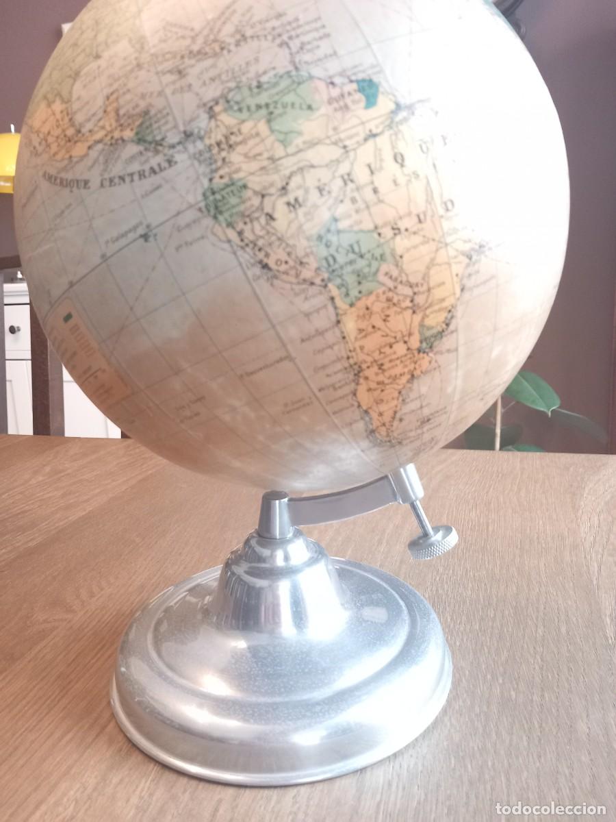 Antig&uuml;edades: Globo terr&aacute;queo,( terrestre), bola del mundo de la d&eacute;cada de 1930-40
