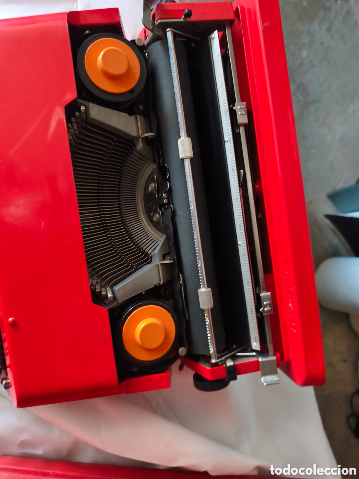 Antig&uuml;edades: Olivetti Valentine roja 1969 - Foto 5