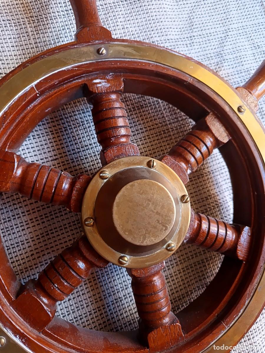 Antig&uuml;edades: Tim&oacute;n de barco, madera maciza y bronce. - Foto 5
