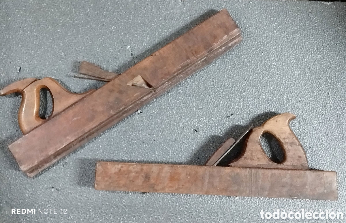 Antig&uuml;edades: PAREJA DE CEPILLOS DE CARPINTERO GRANDES - Foto 2