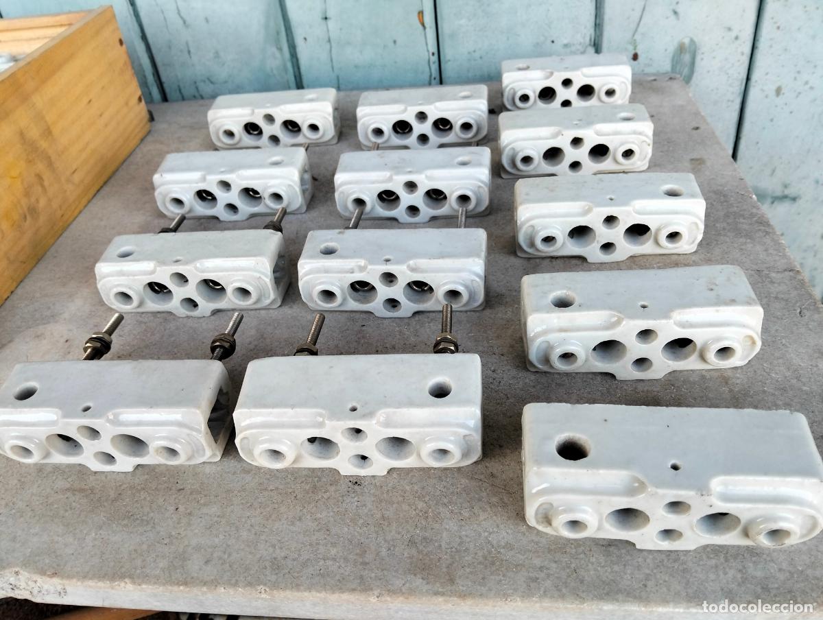 Antiguidades: Lote de plomos fusibles material el&eacute;ctrico antiguo porcelana blanca 13 un. 15 A a&ntilde;os 40-50