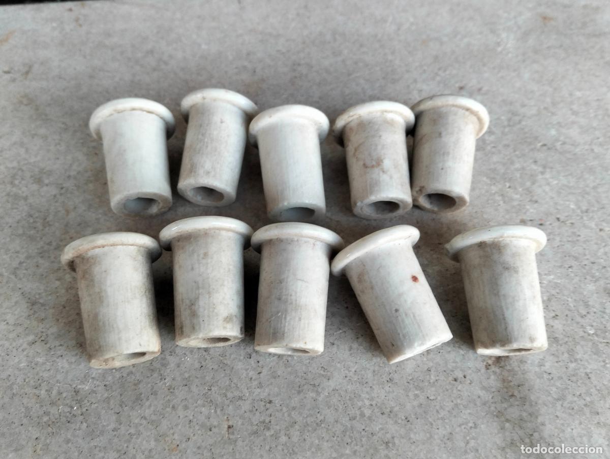 Antig&uuml;edades: Aislador pasa cables a cuadro agujeros material el&eacute;ctrico antiguo porcelana blanca 10 un. a&ntilde;os 20-30