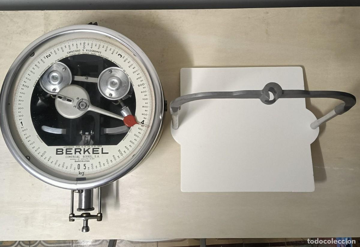 Antig&uuml;edades: Balanza para colgar Berkel 5Kg con plato
