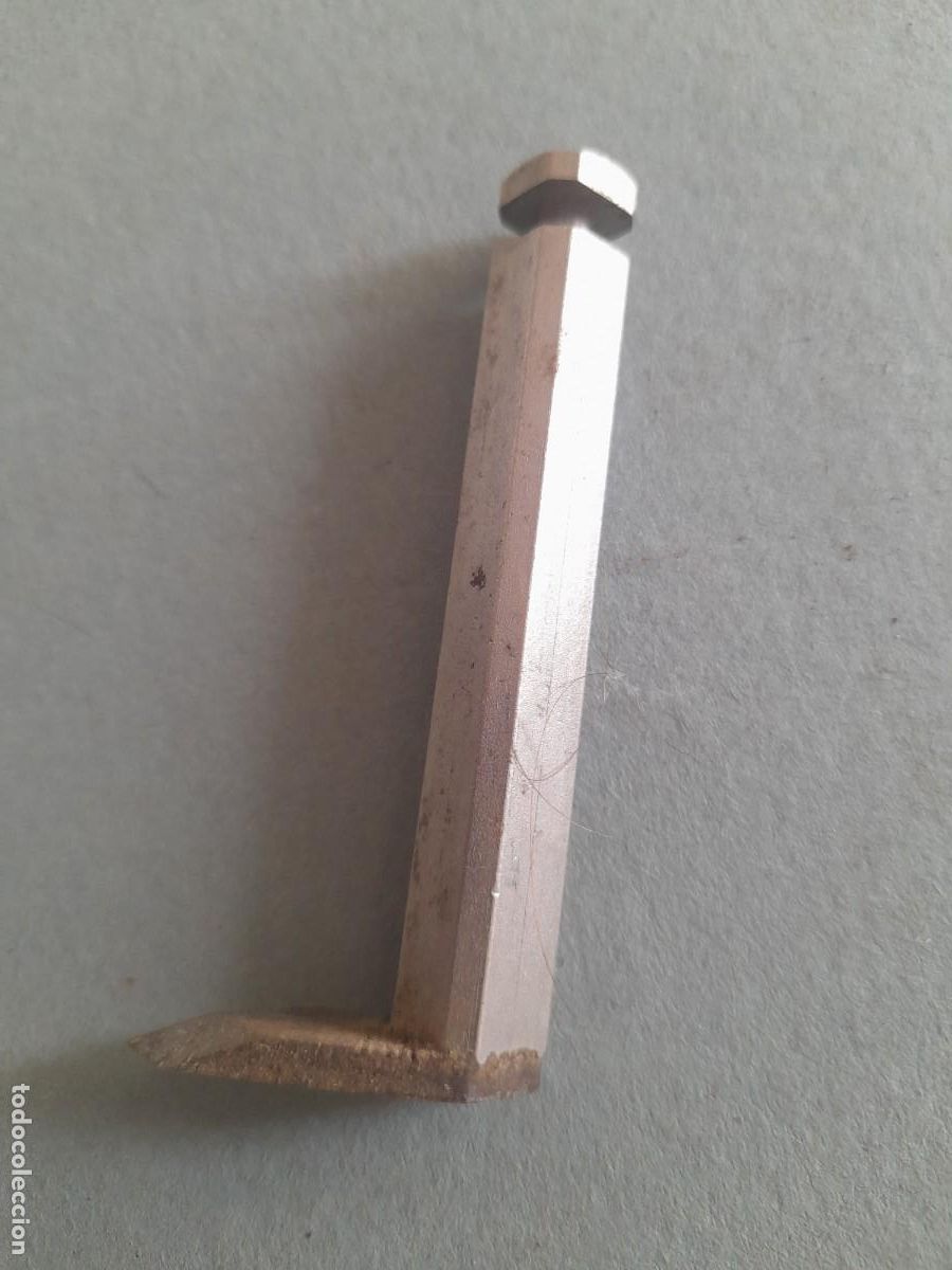 Antig&uuml;edades: cuchilla / cutter probablemente para cepillo tipo stanley 71 o record 071, 7x3cm aprox